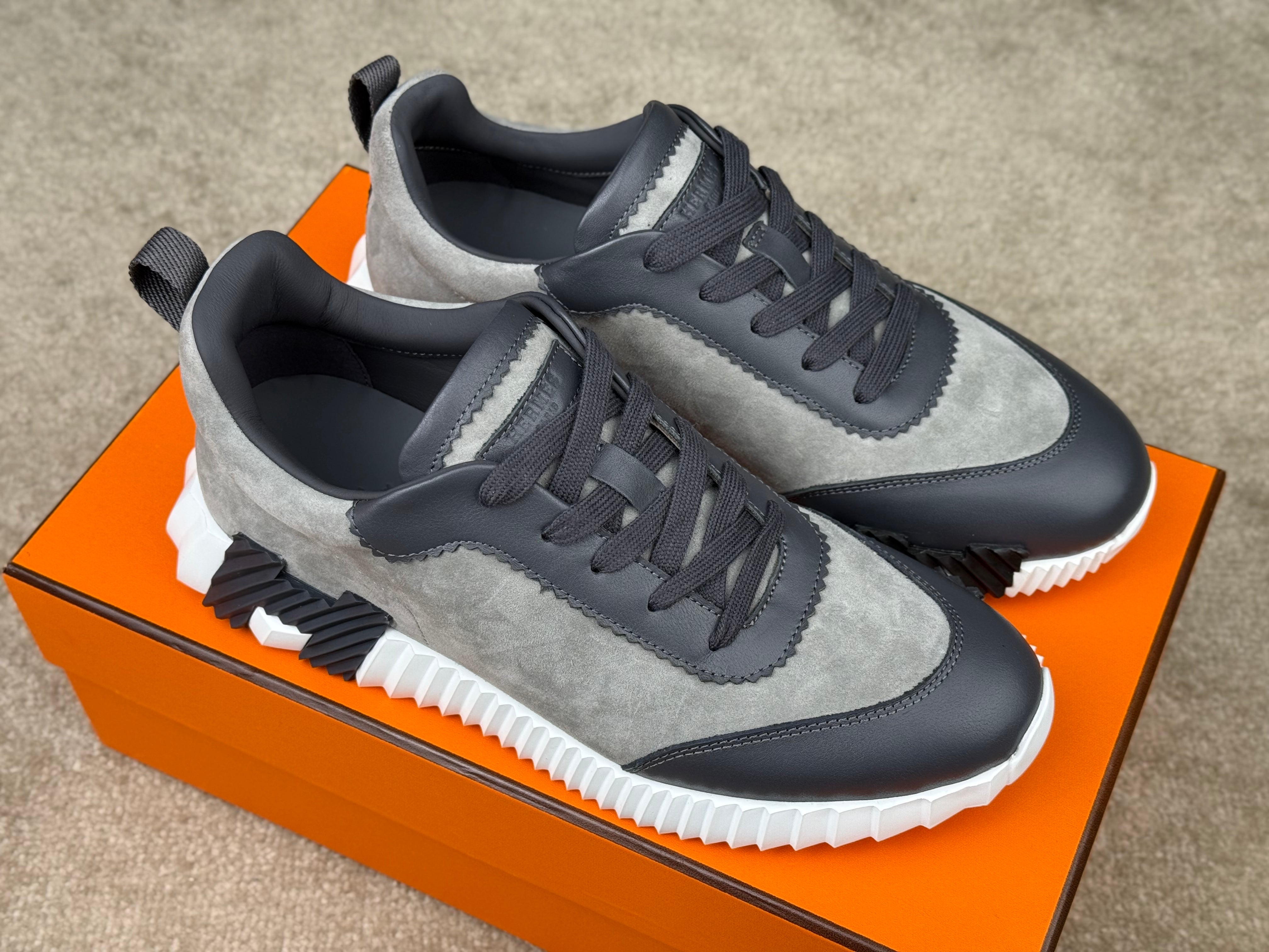 Sneakers Hrms Bouncing