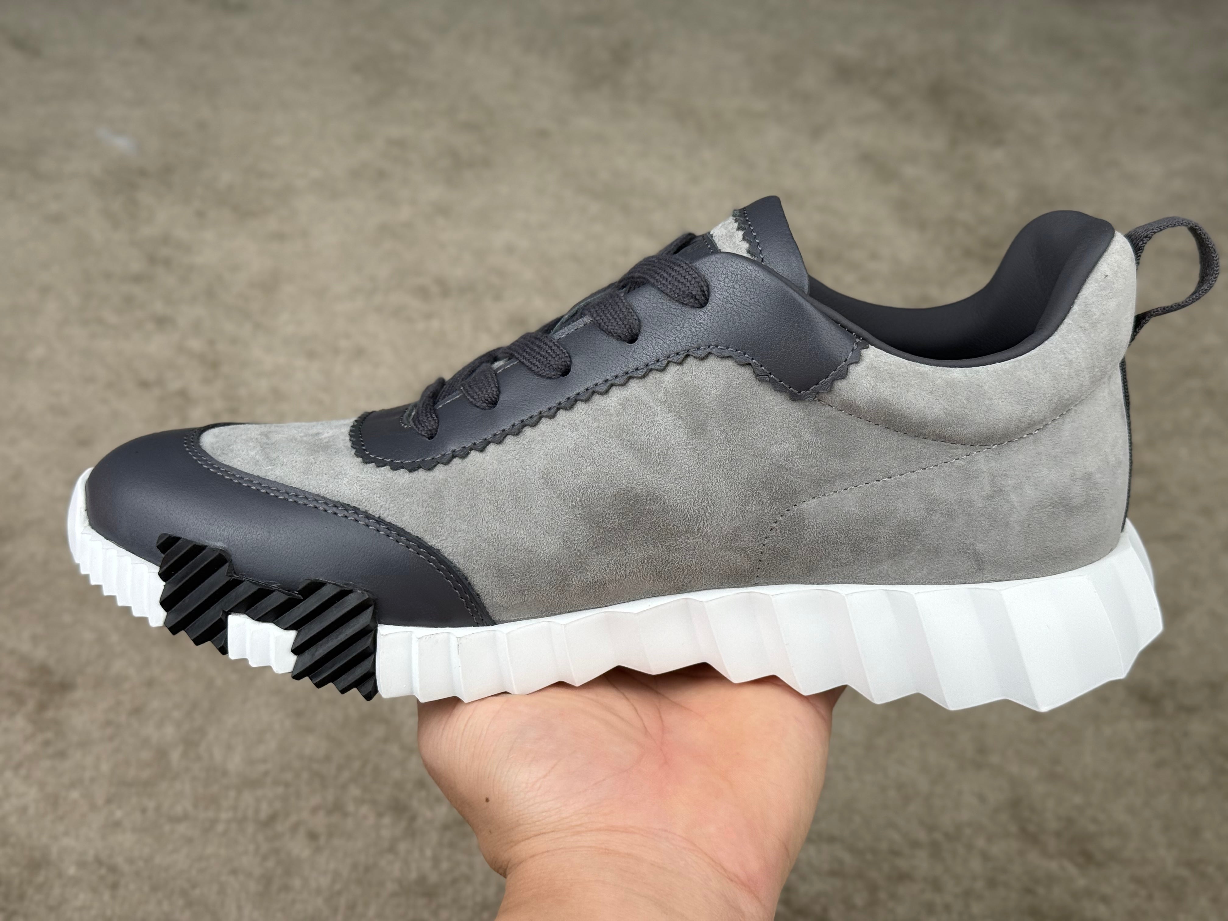 Sneakers Hrms Bouncing