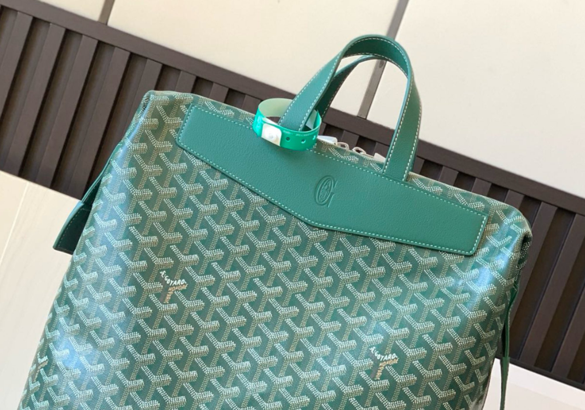 LV